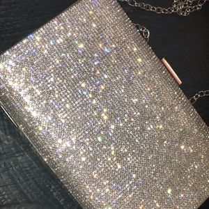 Crystal clutch bag with removable chain strap